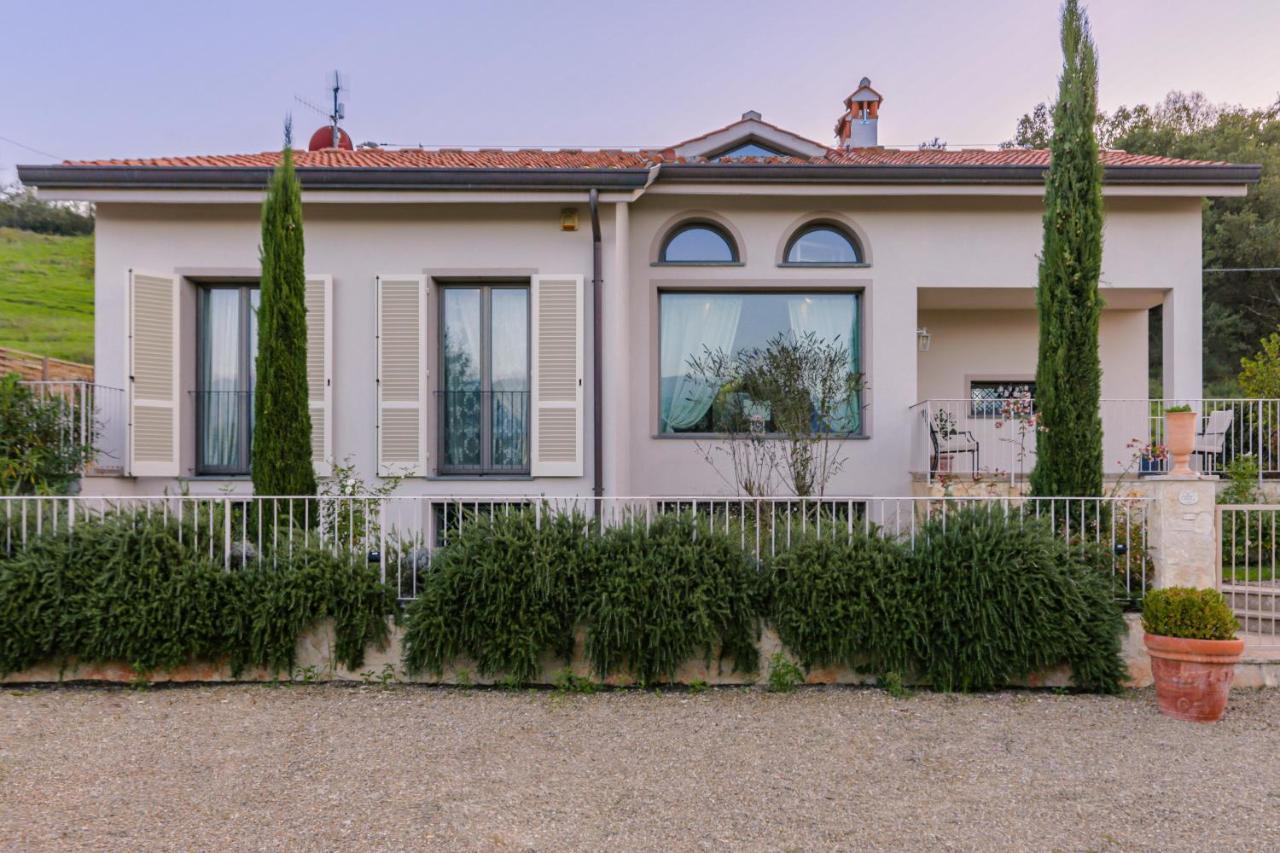 Villa Siveri - Private Swimming Pool - Air Con フィリーネ・ヴァルダルノ エクステリア 写真