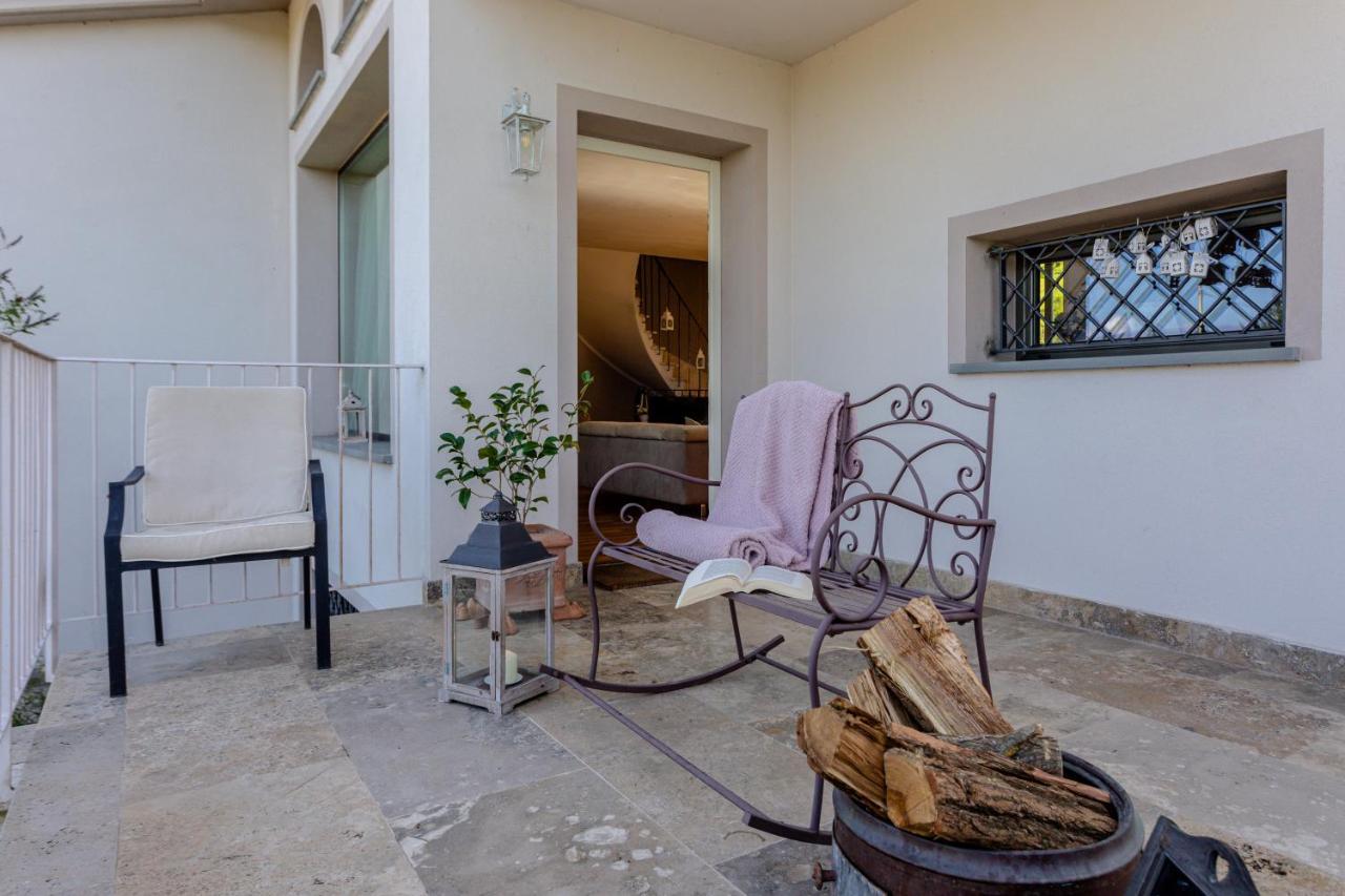 Villa Siveri - Private Swimming Pool - Air Con フィリーネ・ヴァルダルノ エクステリア 写真