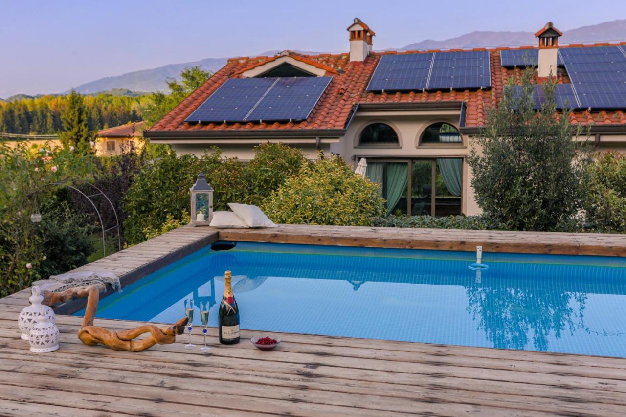 Villa Siveri - Private Swimming Pool - Air Con フィリーネ・ヴァルダルノ エクステリア 写真