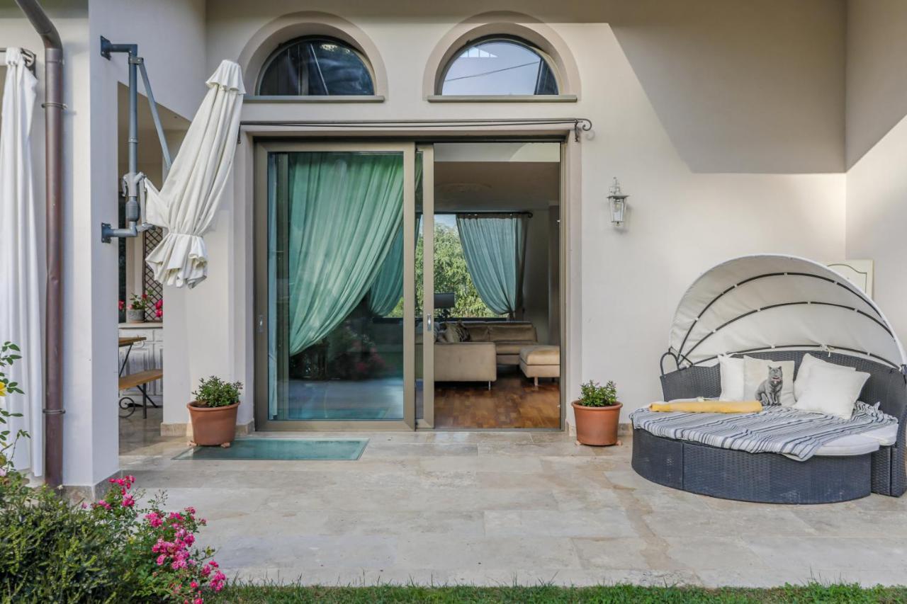 Villa Siveri - Private Swimming Pool - Air Con フィリーネ・ヴァルダルノ エクステリア 写真